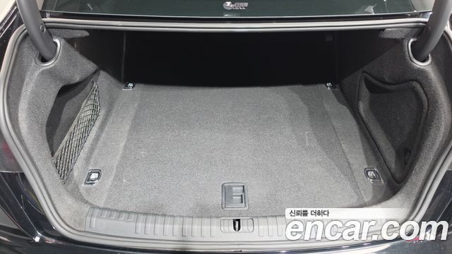 Audi A6 2023 — photo 20