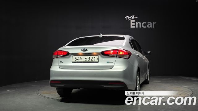 Kia K3 2018 — photo 4