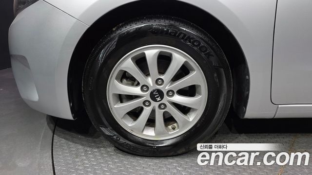 Kia K3 2018 — photo 5