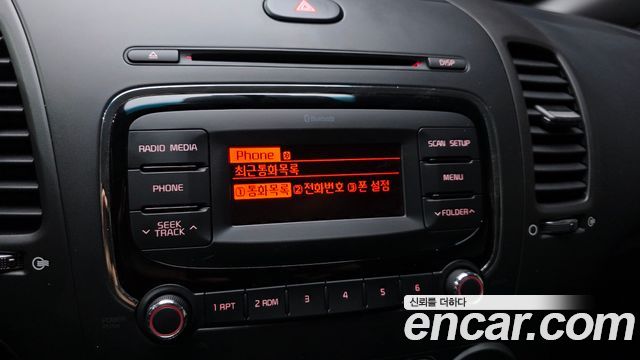 Kia K3 2018 — photo 21