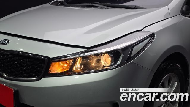 Kia K3 2018 — photo 8
