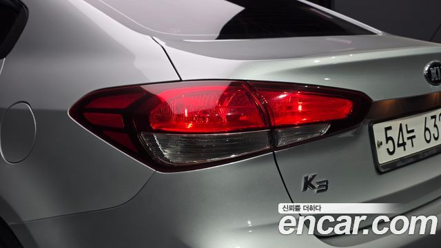 Kia K3 2018 — photo 9