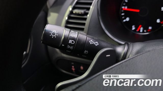Kia K3 2018 — photo 28