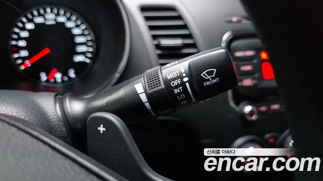 Kia K3 2018 — photo 31