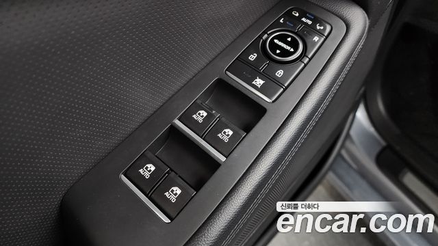 Hyundai Genesis 2014 — photo 28