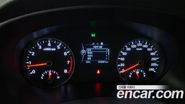 Kia Sportage 2018 — photo 11