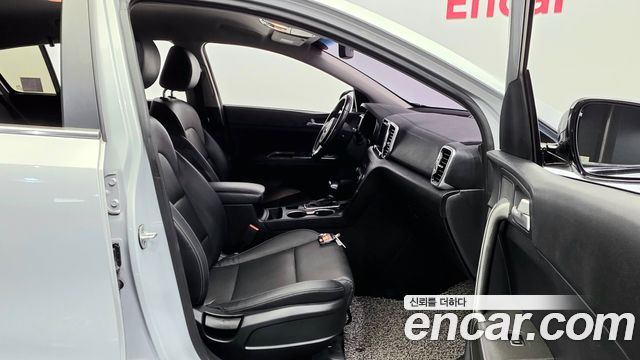 Kia Sportage 2018 — photo 18