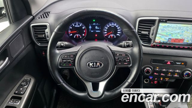 Kia Sportage 2018 — photo 19