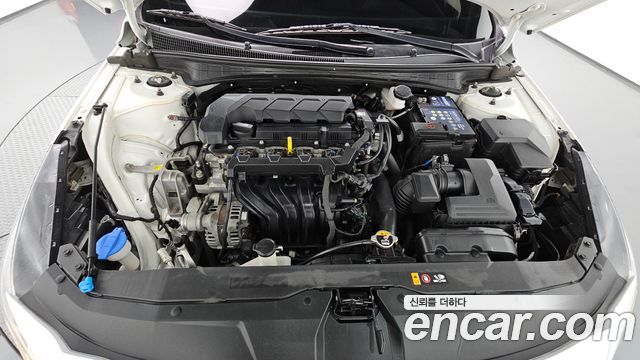 Hyundai AVANTE 2021 — photo 6