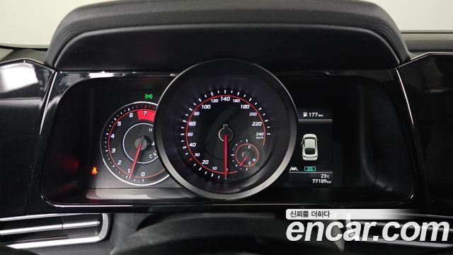Hyundai AVANTE 2021 — photo 11