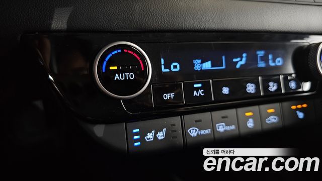 Hyundai AVANTE 2021 — photo 23