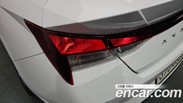 Hyundai AVANTE 2021 — photo 9