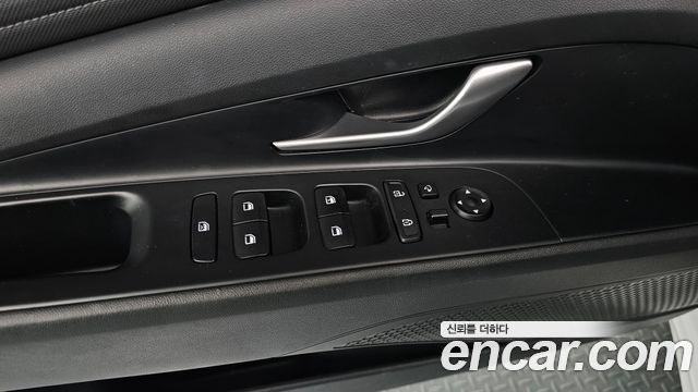 Hyundai AVANTE 2021 — photo 29