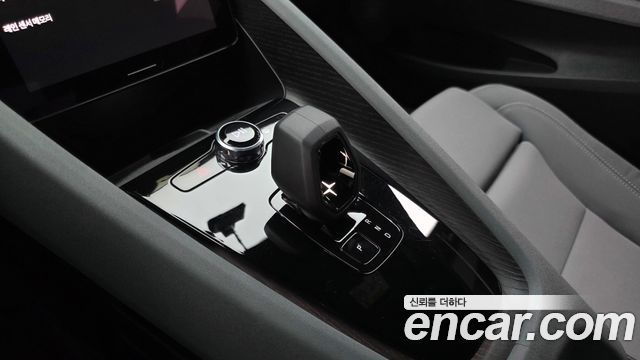 Polestar Polestar 2 2022 — photo 12