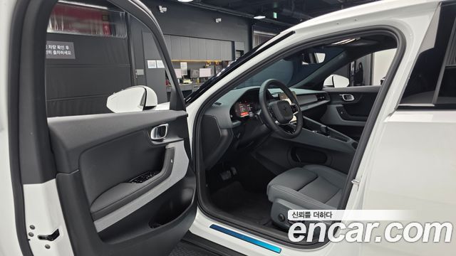 Polestar Polestar 2 2022 — photo 13