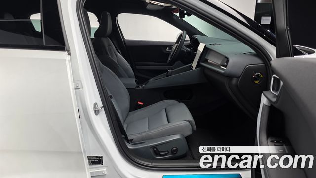 Polestar Polestar 2 2022 — photo 16