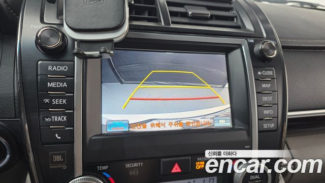 Toyota Camry 2013 — photo 20