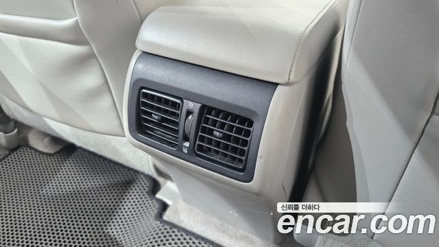 Toyota Camry 2013 — photo 30