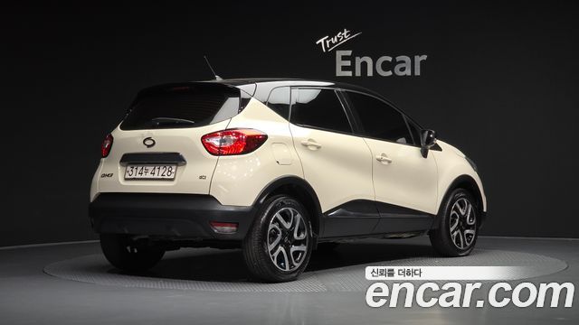 Renault Korea QM3 2016 — photo 2