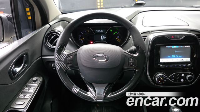 Renault Korea QM3 2016 — photo 19