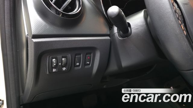 Renault Korea QM3 2016 — photo 25