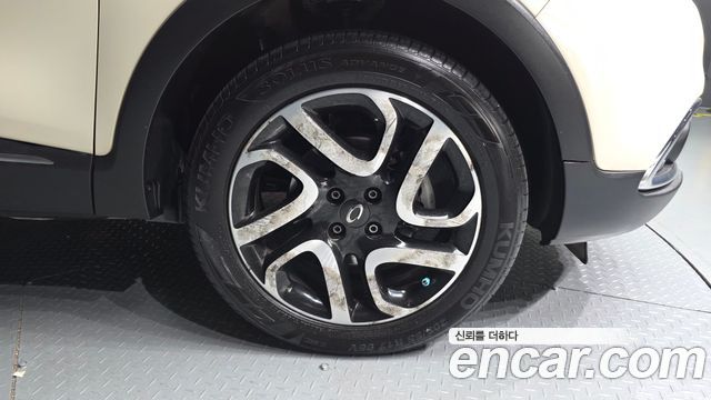 Renault Korea QM3 2016 — photo 7