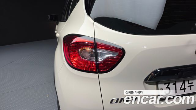 Renault Korea QM3 2016 — photo 9