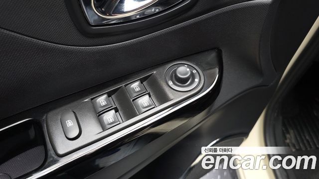 Renault Korea QM3 2016 — photo 29