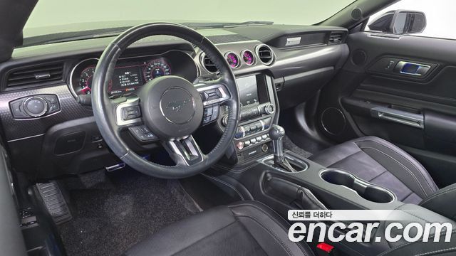 Ford Mustang 2018 — photo 10