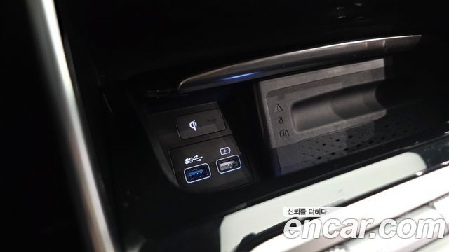 Genesis GV80 2022 — photo 16
