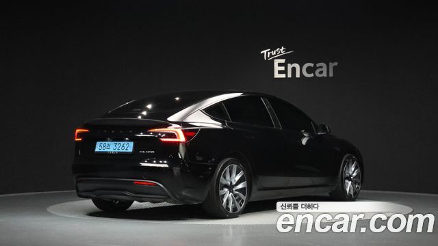 Tesla Model 3 2024 — photo 2
