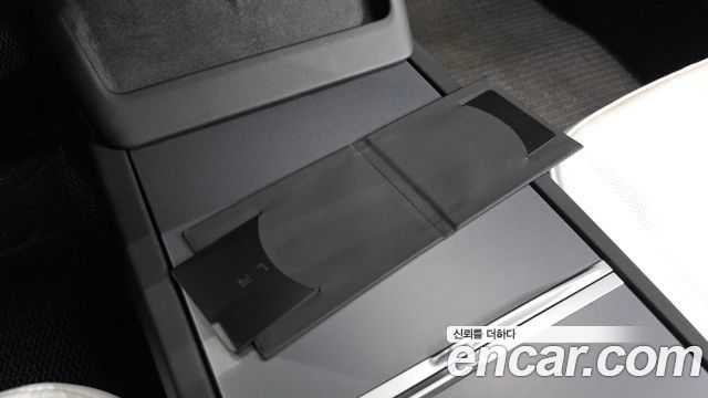 Tesla Model 3 2024 — photo 28