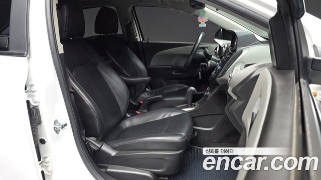 Chevrolet Korea Aveo 2015 — photo 17