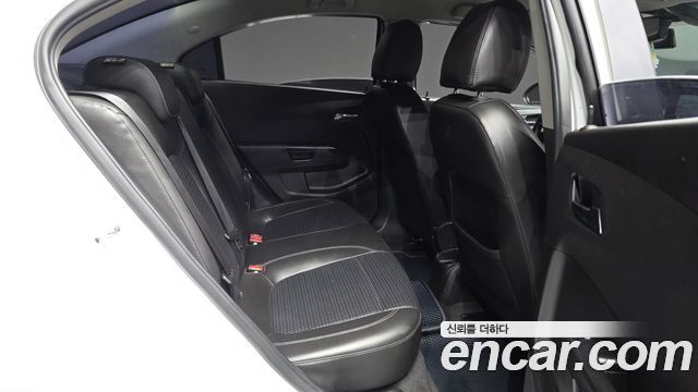 Chevrolet Korea Aveo 2015 — photo 18