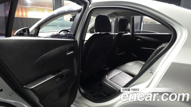 Chevrolet Korea Aveo 2015 — photo 16