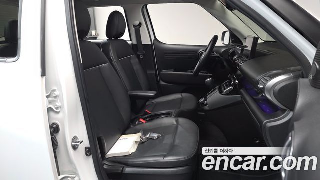 Hyundai Casper 2024 — photo 17