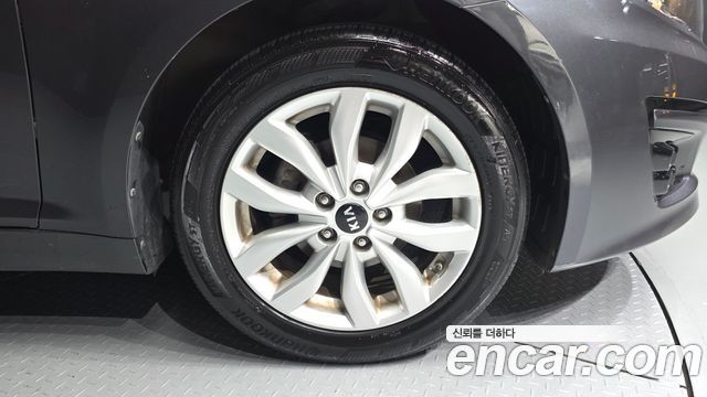 Kia K5 2015 — photo 7