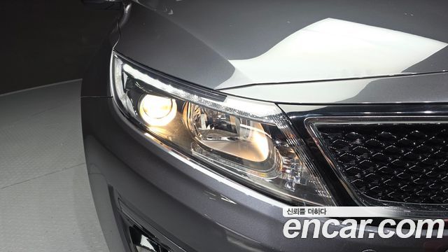 Kia K5 2015 — photo 8