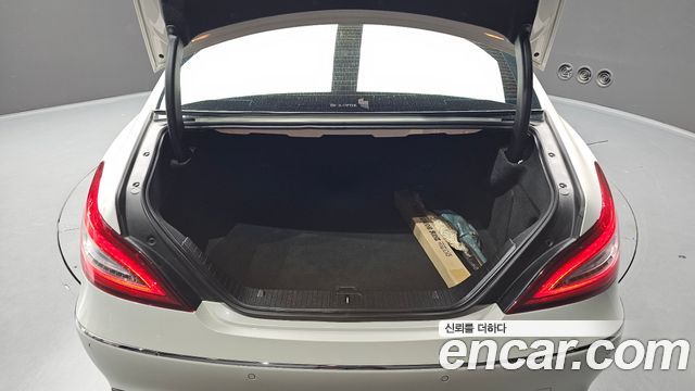 Mercedes-Benz CLS-Class 2017 — photo 20