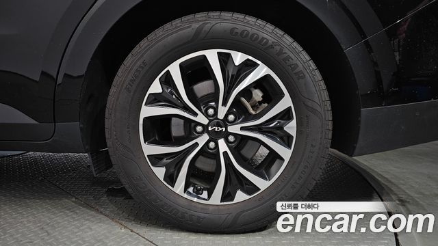 Kia Canival 2022 — photo 7