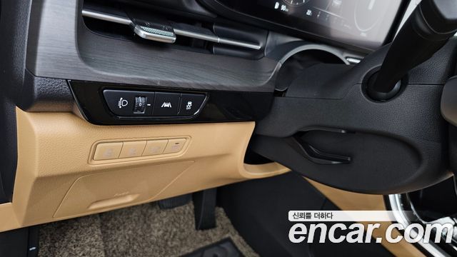 Kia Canival 2022 — photo 28