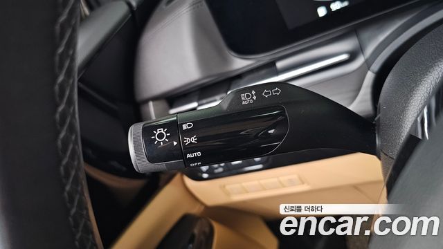 Kia Canival 2022 — photo 29