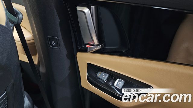 Kia Canival 2022 — photo 34