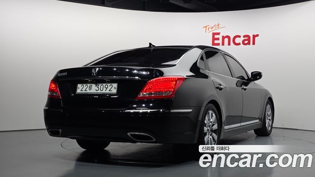 Hyundai Equus 2010 — photo 2