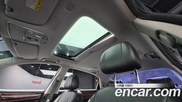 Hyundai Equus 2010 — photo 11