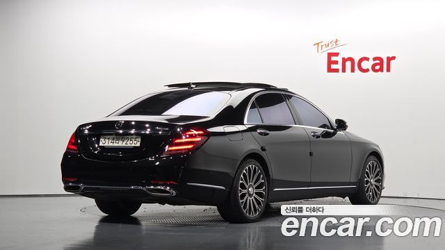 Mercedes-Benz S-Class 2020 — photo 2