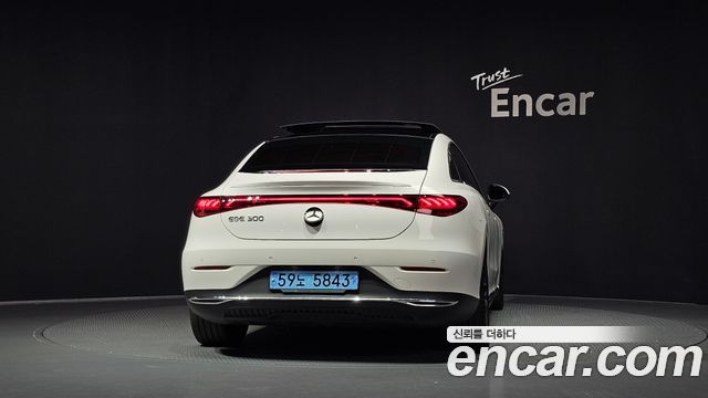 Mercedes-Benz EQE 2023 — photo 4
