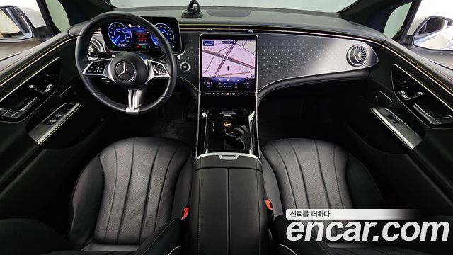 Mercedes-Benz EQE 2023 — photo 10