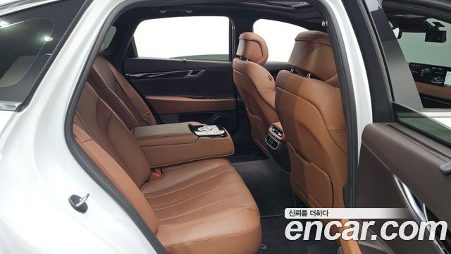 Genesis G80 2022 — photo 18