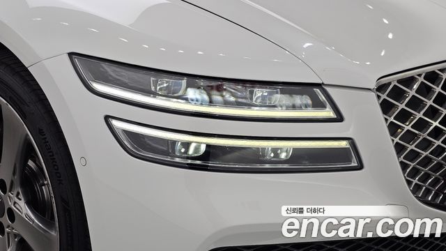 Genesis G80 2022 — photo 8